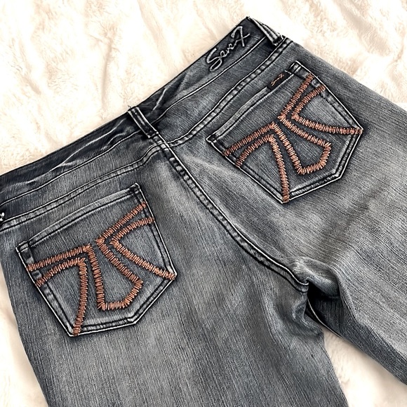 NWOT • 7 SEVEN bootcut stretch jeans - Picture 3 of 6